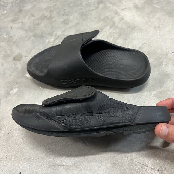 Oofos Sandals OOahh Sport Flex Slides Womens 8 Men’s 6 Black Recovery - Picture 1 of 8